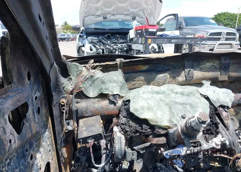 2025 Mazda Cx-30 2.5 S Carbon Edition z USA, uszkodzony, nr VIN 3MVDMBCM8SM762586